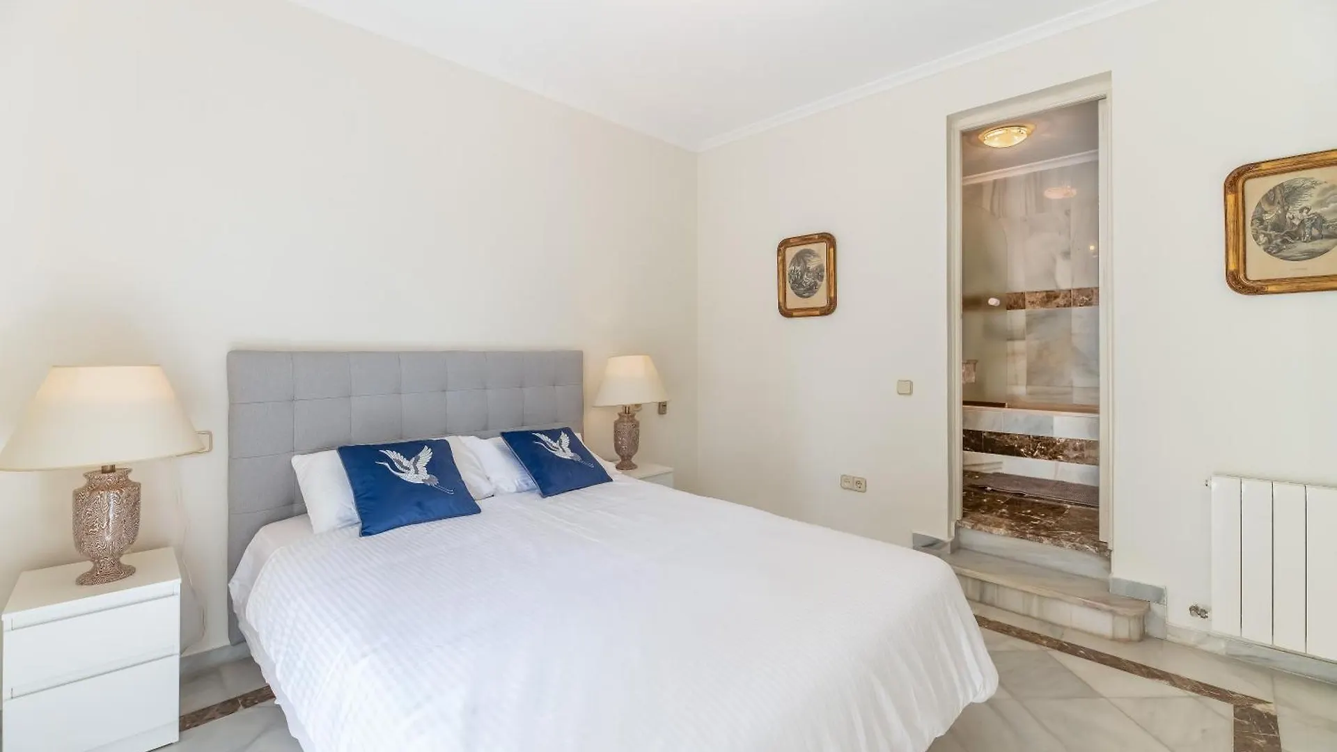 Apartment 4 Bdrm Andalusian Villa W Cinema & Sea Views Marbella Spain