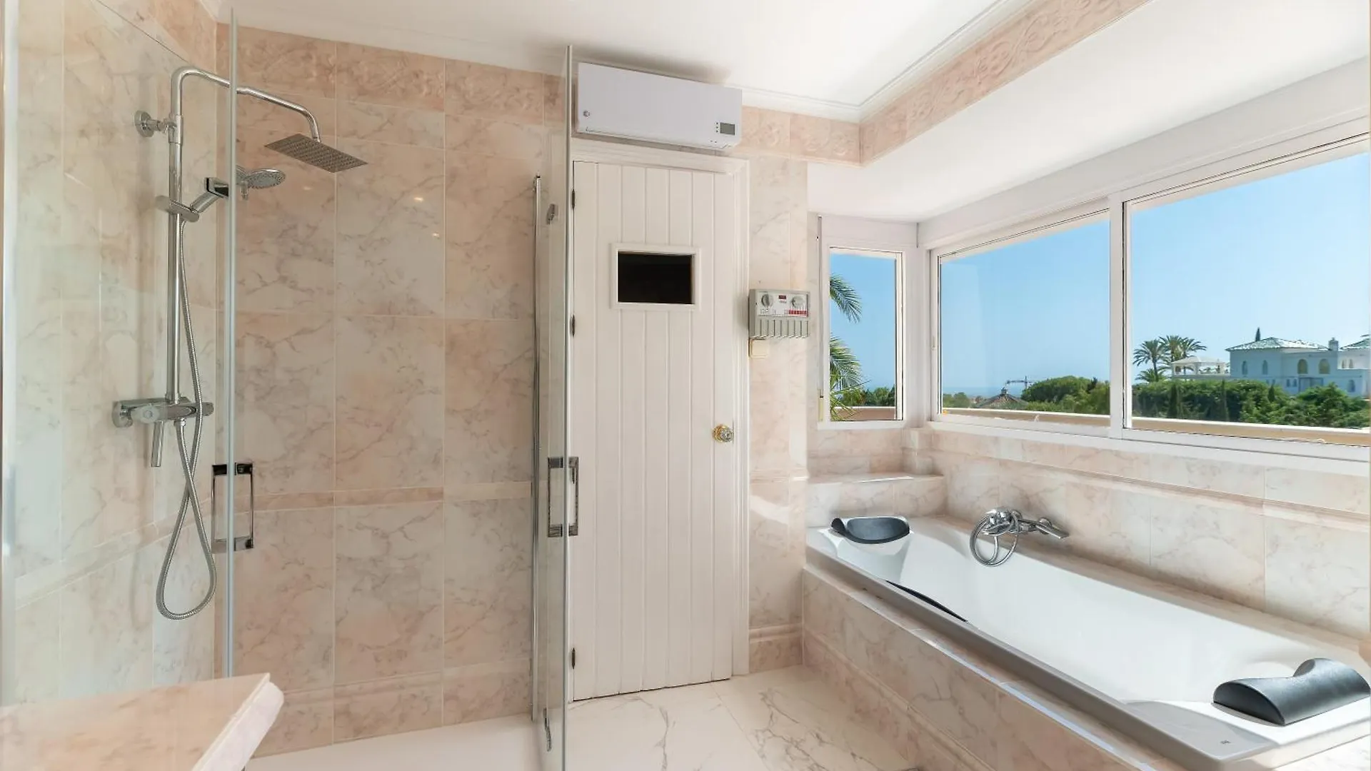 4 Bdrm Andalusian Villa W Cinema & Sea Views Marbella